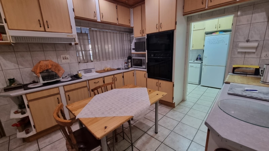 5 Bedroom Property for Sale in Neserhof North West